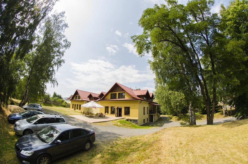 Pensjonat Lew Jaskiniowy Stronie Śląskie Buitenkant foto